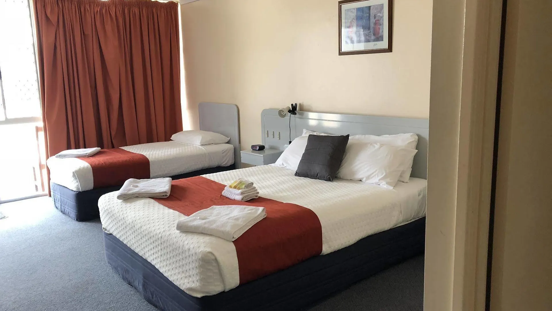 Alexander Motel Warwick